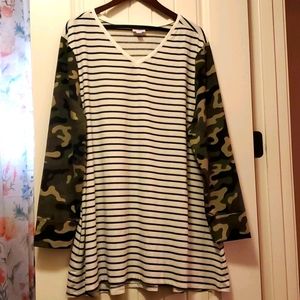 LuLaRoe Elizabeth Long Sleeve Shirt